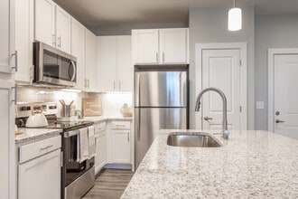 Meridian at Rogers Branch in Wake Forest, NC - Building Photo - Interior Photo