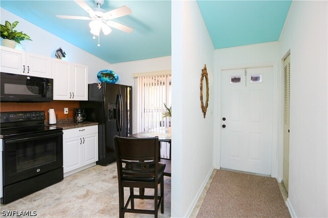 4030 Northlight Dr in Naples, FL - Building Photo - Building Photo