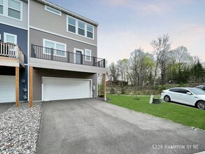 5228 Hampton St NE in Prior Lake, MN - Building Photo - Building Photo