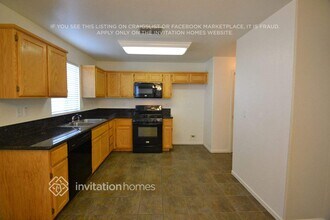 2052 Amber Fields Way in Roseville, CA - Building Photo - Building Photo