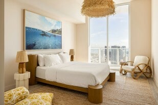 Flow Brickell in Miami, FL - Building Photo