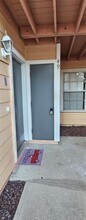 2033 Royal Bay Blvd in Kissimmee, FL - Building Photo - Building Photo