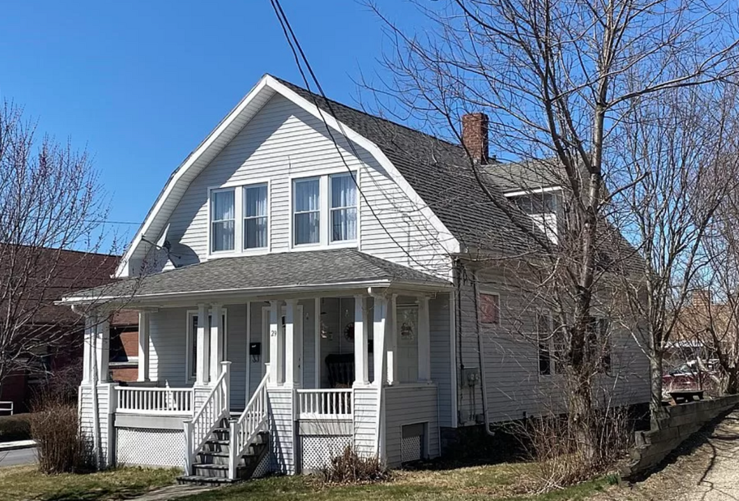 29 Fales St, Unit 29 Fales St #2 in Worcester, MA - Building Photo