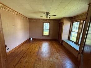 347 S Cedar St in Dresden, TN - Building Photo - Building Photo