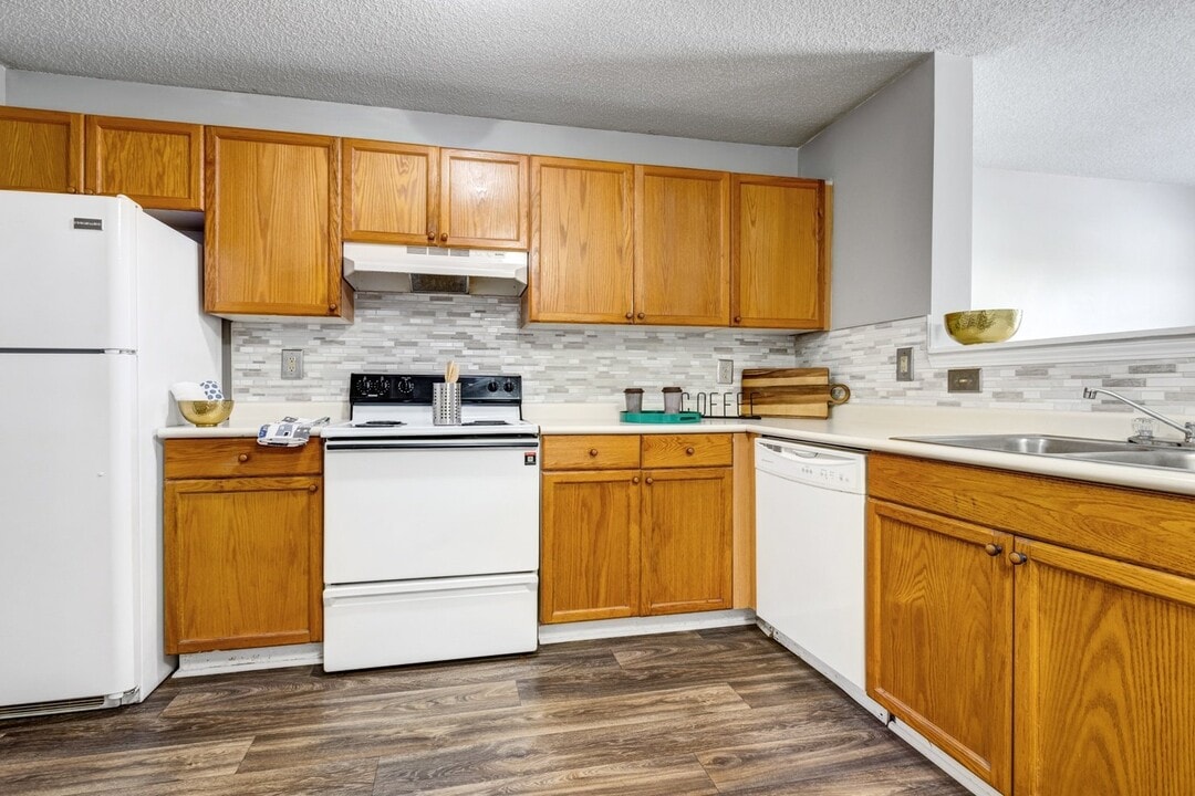 Station 153 Apartment Homes in Anderson, SC - Foto de edificio