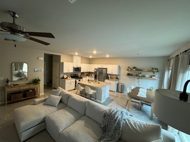 10974 Cambridge Lakes Ave in Las Vegas, NV - Building Photo - Building Photo