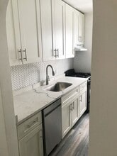 87-90 Win in Winthrop, MA - Building Photo - Interior Photo