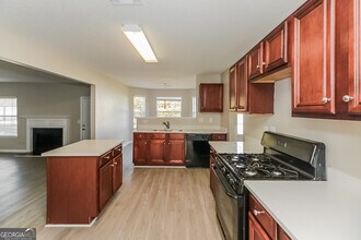 4325 Holliday Rd in Atlanta, GA - Building Photo - Building Photo