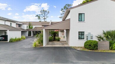 6901 N Lagoon Dr in Panama City Beach, FL - Building Photo - Building Photo