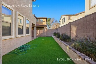 3262 E Meadowview Dr in Gilbert, AZ - Building Photo - Building Photo