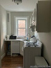 1193 Commonwealth Ave in Boston, MA - Building Photo - Building Photo