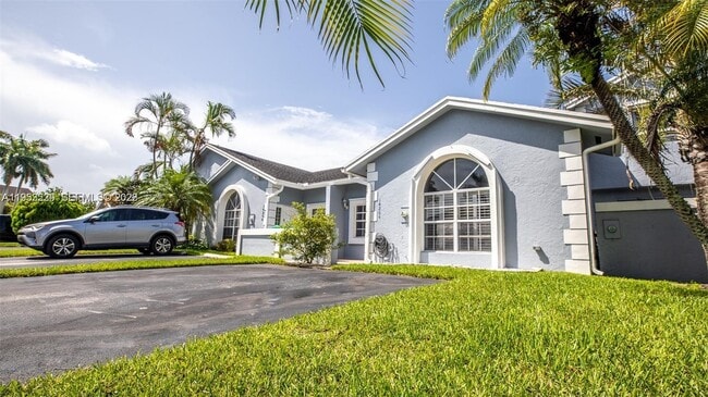 14206 SW 97th Terrace in Miami, FL - Building Photo - Building Photo