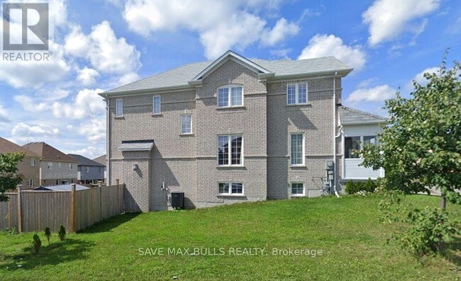 1383 Langley Cir in Oshawa, ON - Building Photo - Building Photo