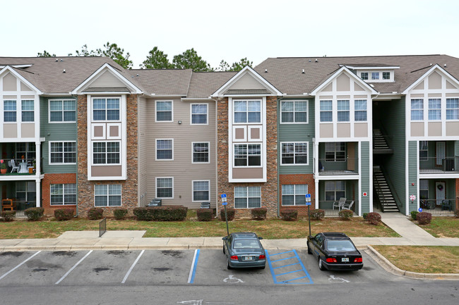 The Lakes at San Marcos Apartments in Tallahassee, FL - Building Photo - Building Photo