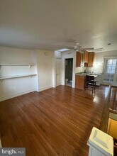 2211 Pine St in Philadelphia, PA - Building Photo - Building Photo