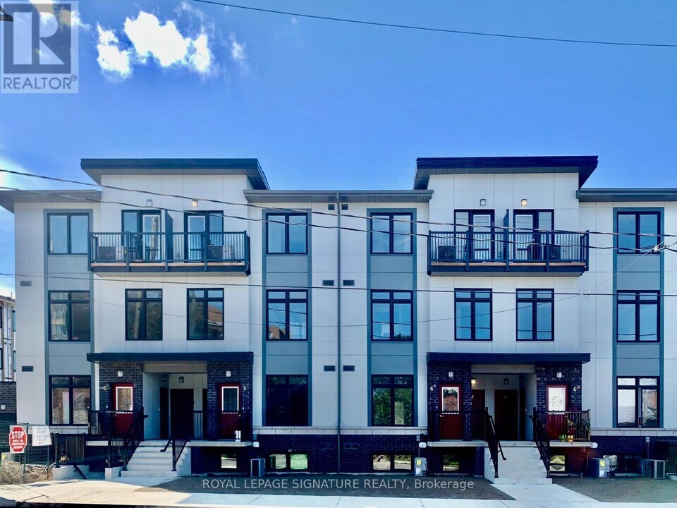 6 Bicknell Ave in Toronto, ON - Building Photo