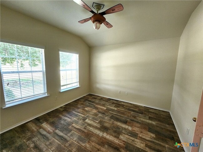 105 E Great Plains Trail in Harker Heights, TX - Building Photo - Building Photo