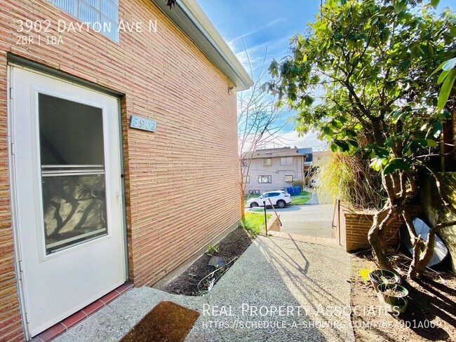 property at 3902 Dayton Ave N