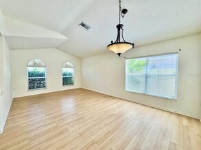 22537 Roderick Dr in Land O Lakes, FL - Building Photo - Building Photo