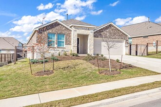 32143 Escarole Bnd in Bulverde, TX - Building Photo - Building Photo