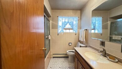 5219 N Bernard St in Chicago, IL - Building Photo - Building Photo
