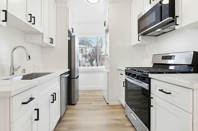 property at 2245 W 26th Pl
