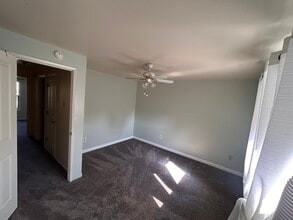 132 S Mountain Ave in Ashland, OR - Building Photo - Building Photo