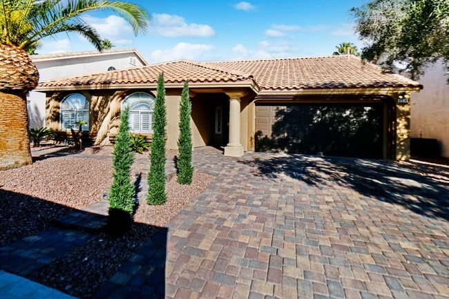 2514 Furnace Creek Ave in Henderson, NV - Building Photo - Building Photo