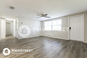 60 Harwich Cir in Englewood, FL - Building Photo - Building Photo