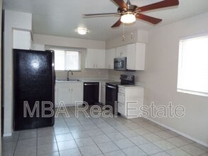 3150 E Cicero St in Mesa, AZ - Building Photo - Building Photo