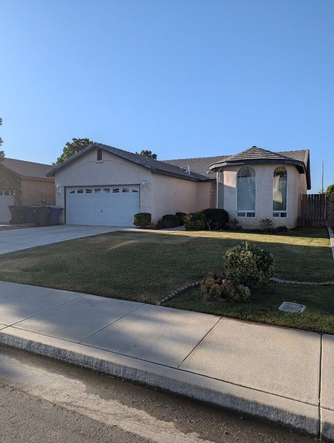 235 Sunny Meadow Dr in Bakersfield, CA - Building Photo - Building Photo