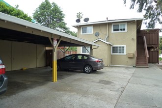 191 Showers Dr in Mountain View, CA - Building Photo - Building Photo