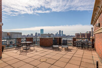 River Court in Cambridge, MA - Foto de edificio - Building Photo