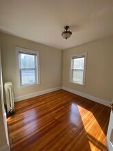 37-39 Belknap St in Somerville, MA - Building Photo - Building Photo
