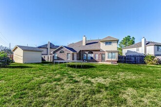 174 Shiloh Dr in Richmond, TX - Building Photo - Building Photo