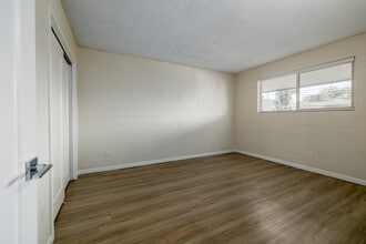 TRADEWINDS in Tucson, AZ - Building Photo - Interior Photo