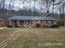 852 Old Trail Rd in Birmingham, AL - Building Photo