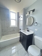 6601 S Langley Ave in Chicago, IL - Foto de edificio - Building Photo