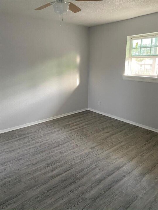 2518 Lidstone St in Houston, TX - Building Photo