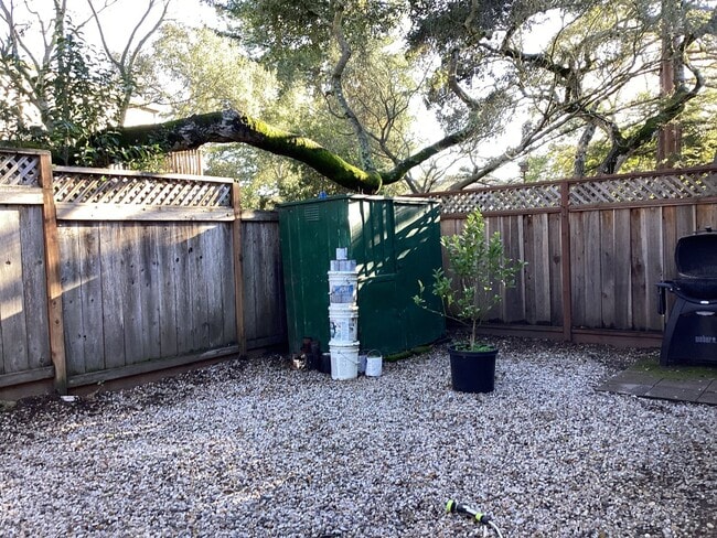 102 Christel Oaks Dr in Scotts Valley, CA - Building Photo - Building Photo