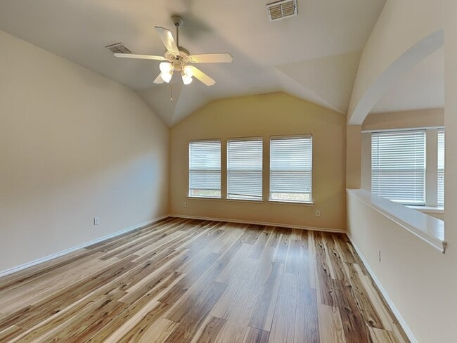 1905 Sharpsbury Dr in Euless, TX - Building Photo - Building Photo