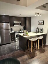 1045 Wellington Rue in Montréal, QC - Building Photo - Building Photo