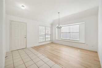 13575 Valley Mills Dr in Frisco, TX - Building Photo - Building Photo