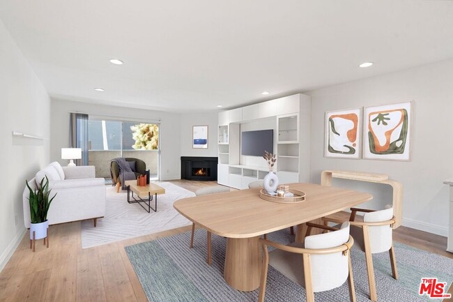 1010 Hammond St in West Hollywood, CA - Building Photo - Building Photo