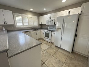 40 Hooheno St in Kahului, HI - Foto de edificio - Building Photo