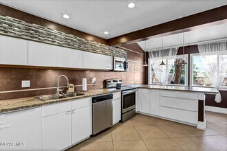 6622 Dawn Dr in El Paso, TX - Building Photo - Building Photo