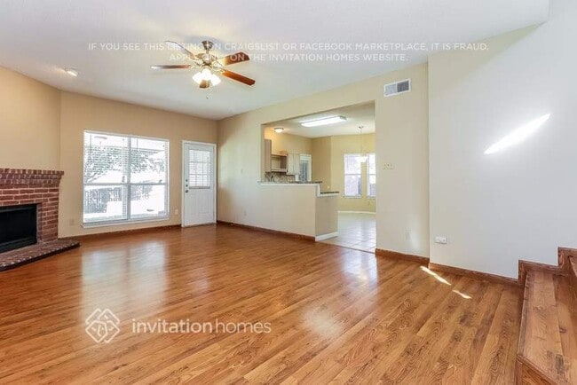 2101 Larkspur St in Flower Mound, TX - Building Photo - Building Photo