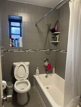 2329 Hudson Ter, Unit C3 in Fort Lee, NJ - Foto de edificio - Building Photo