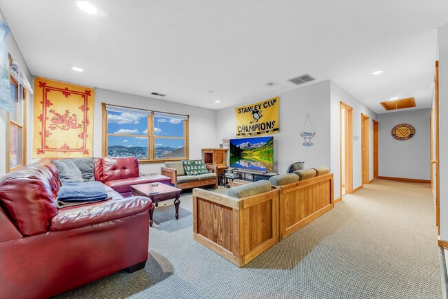 Vulcan K Team Apartments