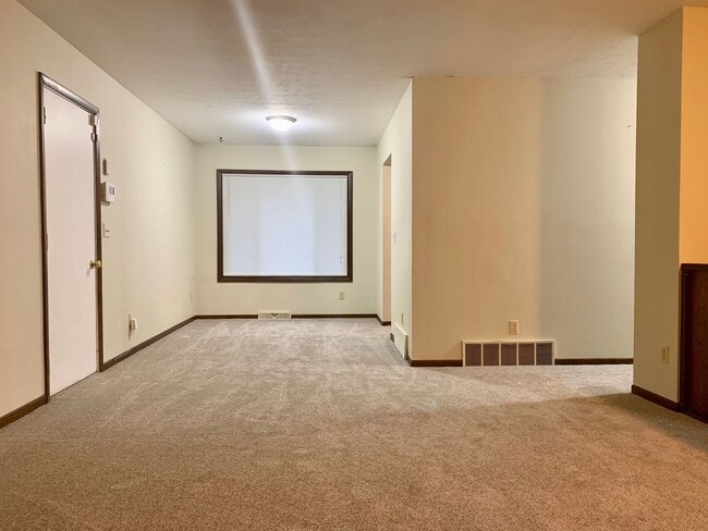 102-104 Heather Hills Dr in Battle Creek, MI - Building Photo - Building Photo